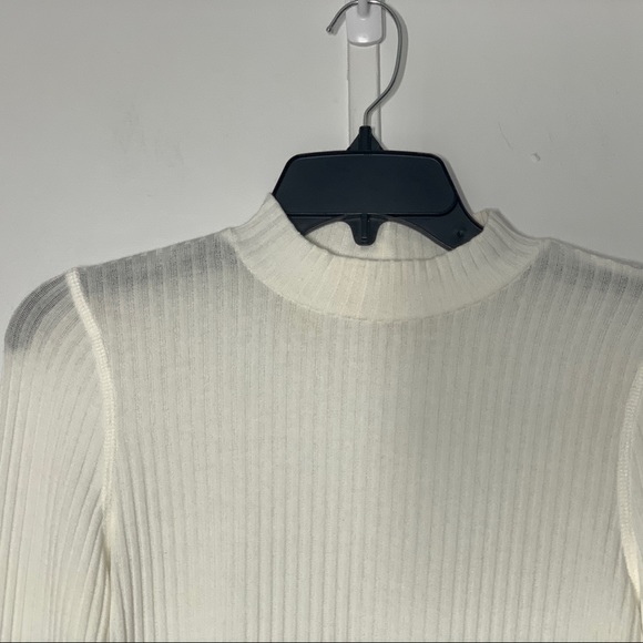 Project Social T Long Sleeve Crop Top - Picture 2 of 8